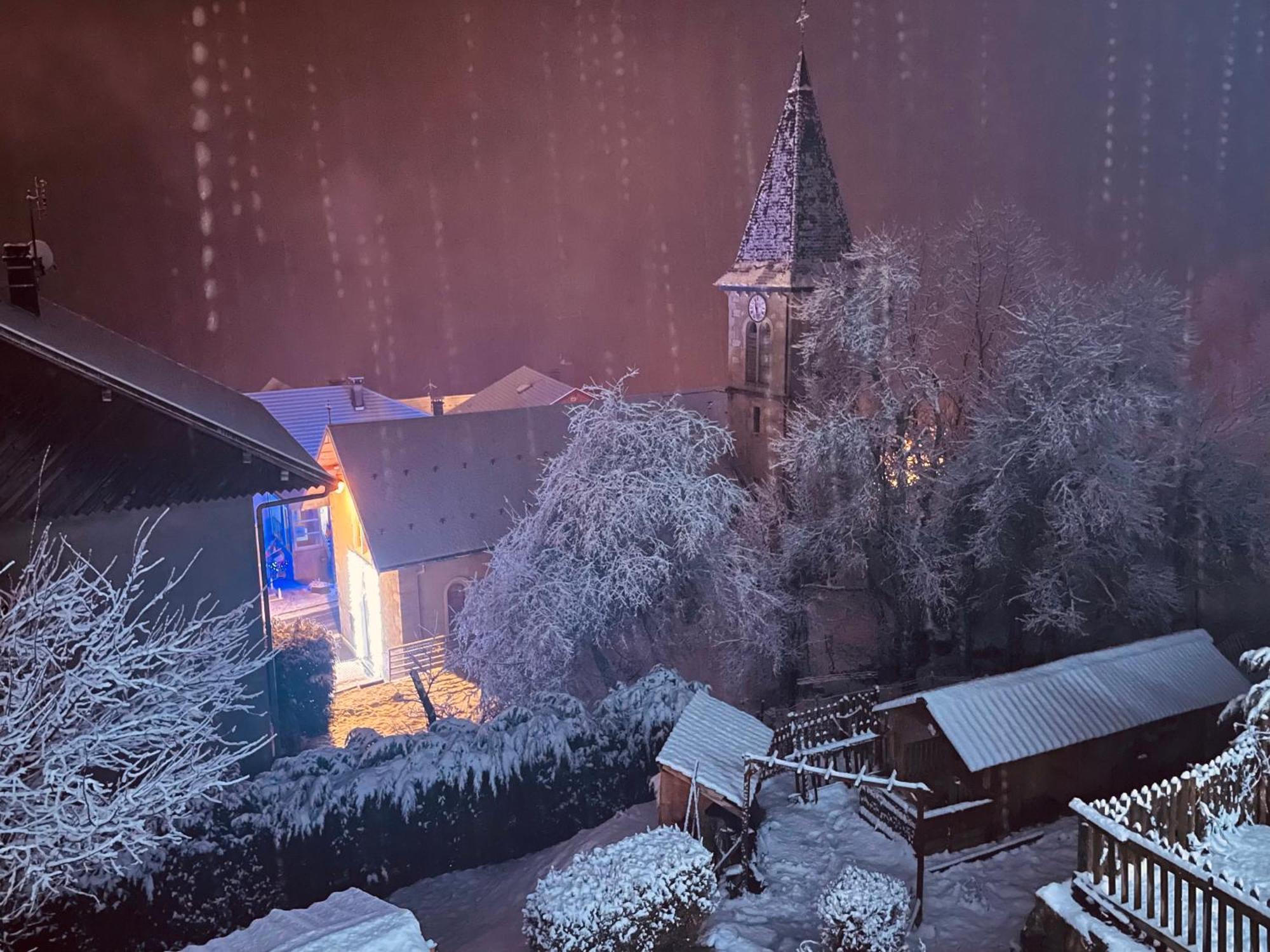 Le Blanc Nordique Villa Le Bouchet-Mont Charvin Eksteriør billede